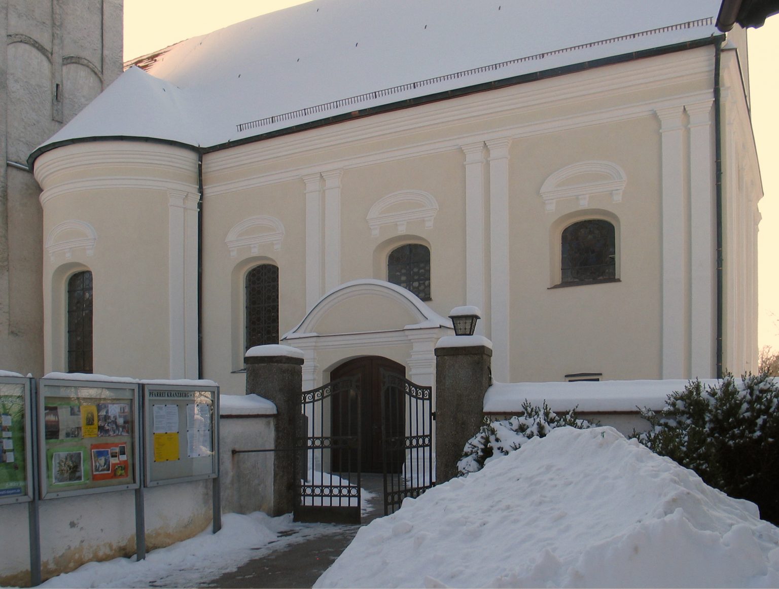 Pfarrkirche St. Quirin uns